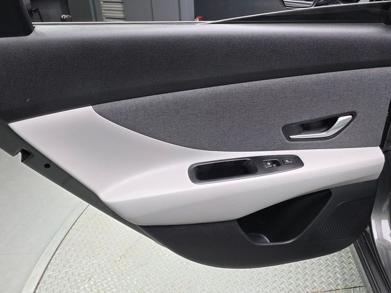 2021 Hyundai Avante 1.6 Inspiration photo 25