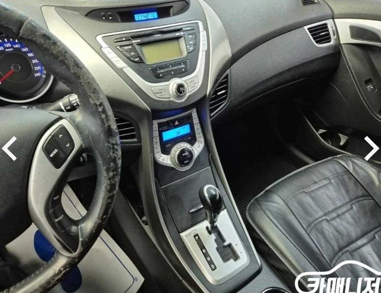 2012 Hyundai Avante M16 GDI Luxury photo 10