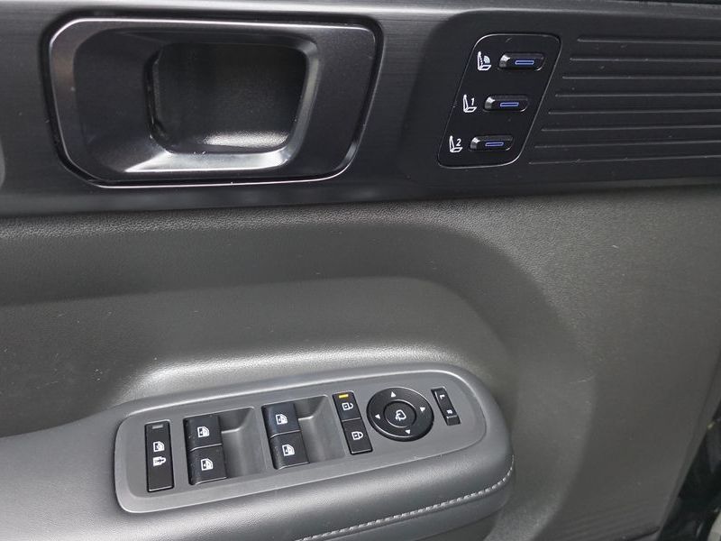 2025 Hyundai Santa Fe HEV 1.6 2WD Calligraphy photo 11