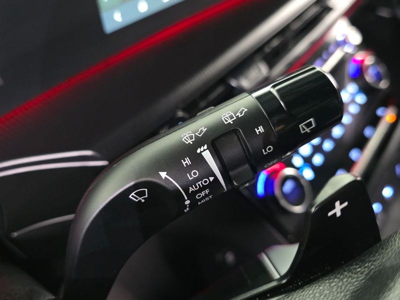 2025 Hyundai Santa Fe HEV 1.6 2WD Calligraphy photo 30