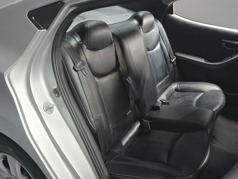 2013 Hyundai Avante M16 GDI Smart photo 12
