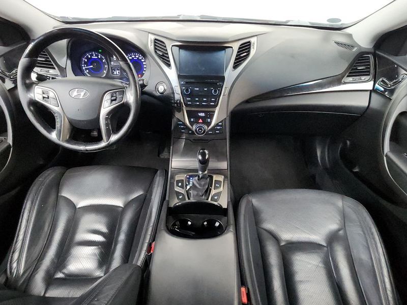 2014 Hyundai Grandeur HG240 Modern photo 7
