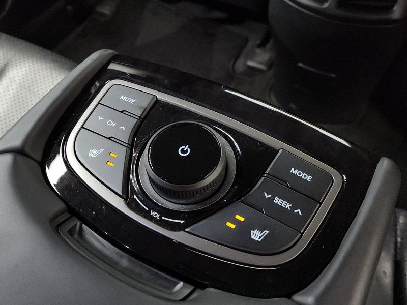 2014 Hyundai Grandeur HG240 Modern photo 18