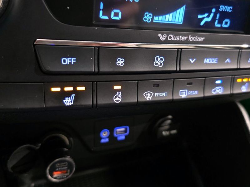 2017 Hyundai Tucson Diesel 1.7 2WD Modern photo 19