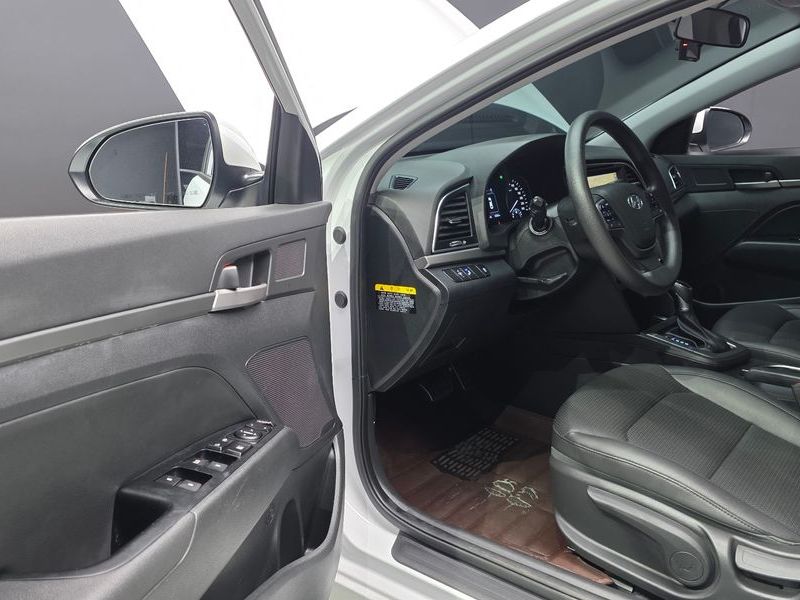 2018 Hyundai Avante 1.6 GDI Value Plus photo 10