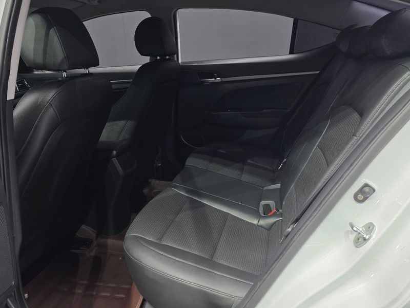 2018 Hyundai Avante 1.6 GDI Value Plus photo 11