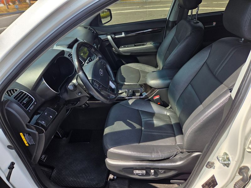 2014 Kia Sorento Diesel 2.0 2WD Prestige photo 10