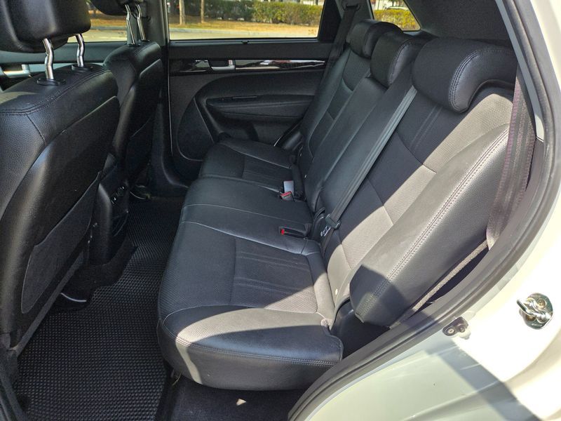 2014 Kia Sorento Diesel 2.0 2WD Prestige photo 12