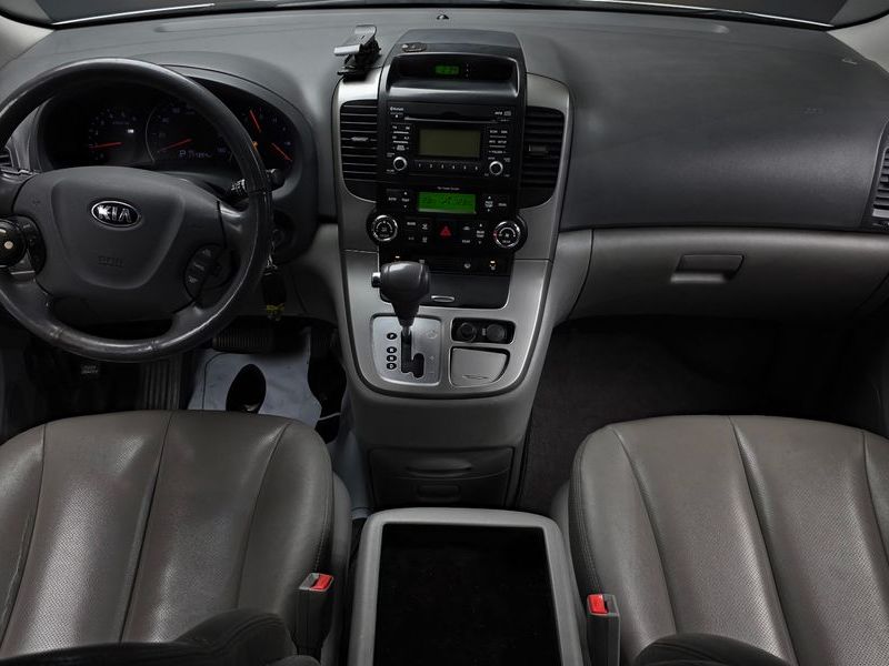 2014 Kia Carnival Grand GLX Premium photo 7