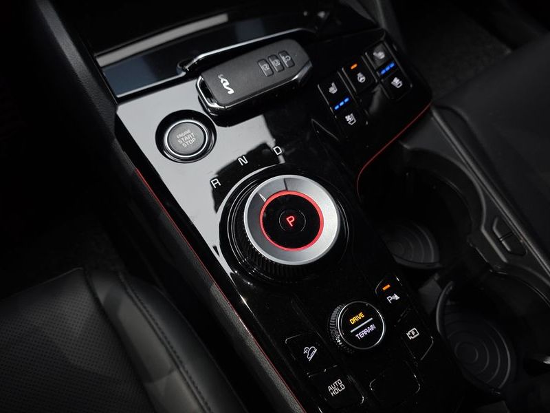 2024 Kia Sportage Signature 4WD photo 9