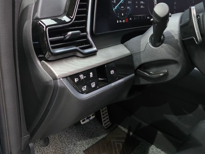 2024 Kia Sportage Signature 4WD photo 29