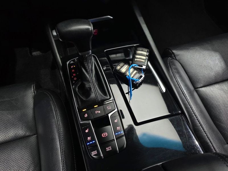 2018 Kia K7 Noblesse photo 9