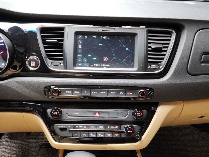 2020 Kia Carnival Gasoline 7-Seater Hi-Limousine President photo 14