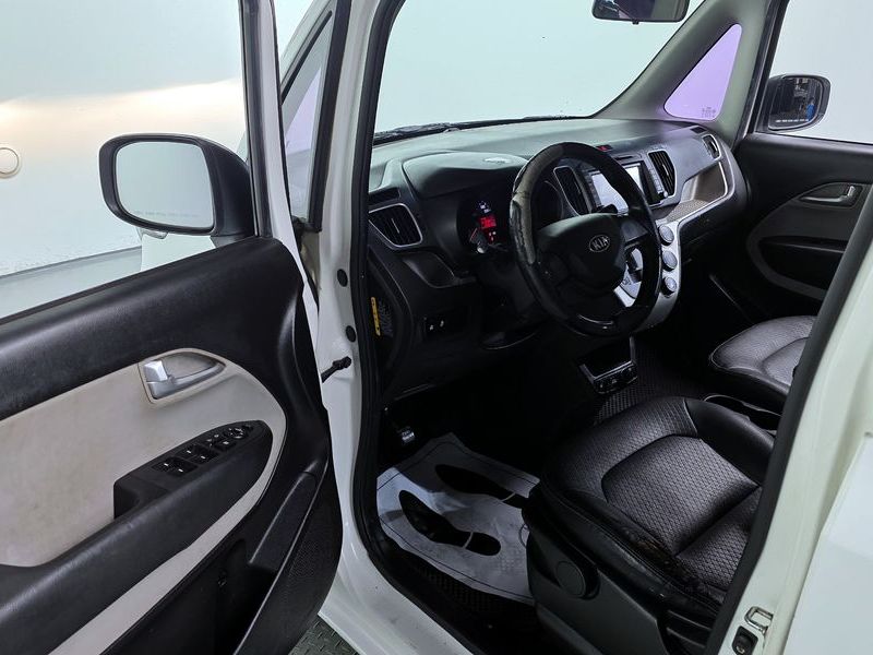 2013 Kia Ray Deluxe Special photo 10