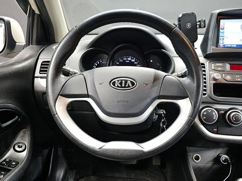 2012 Kia Morning Deluxe photo 12