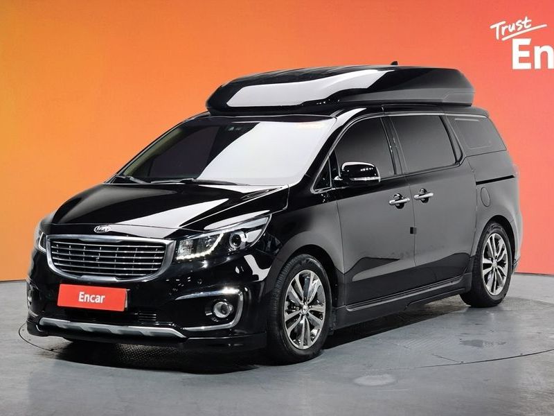 2018 Kia Carnival 9-seater Hi-Limousine Noblesse photo 1