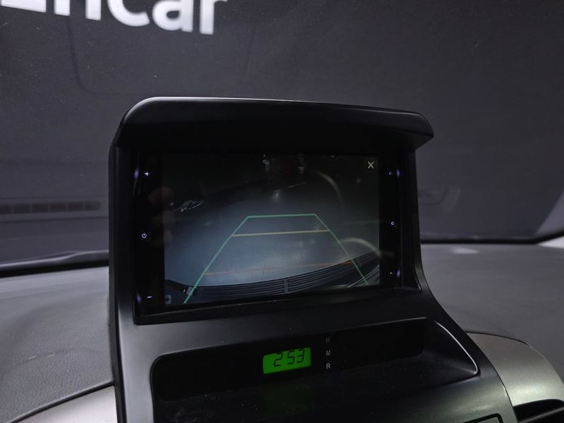 2012 Kia Carnival Grand GLX Luxury photo 13