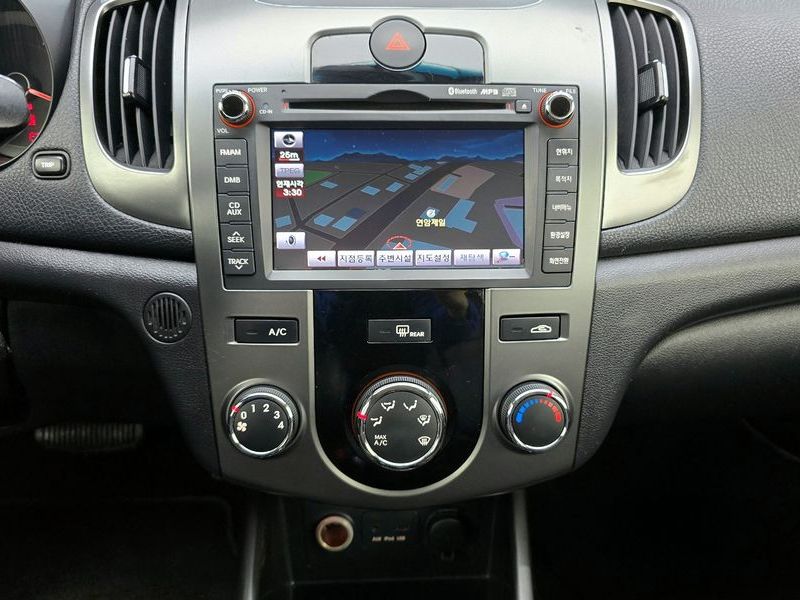 2013 Kia 포르테 1.6 GDI Luxury Standard photo 15