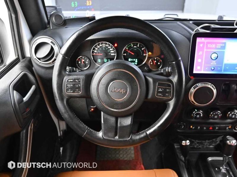 2012 Jeep Wrangler 2.8 Diesel Sahara 2Door photo 13