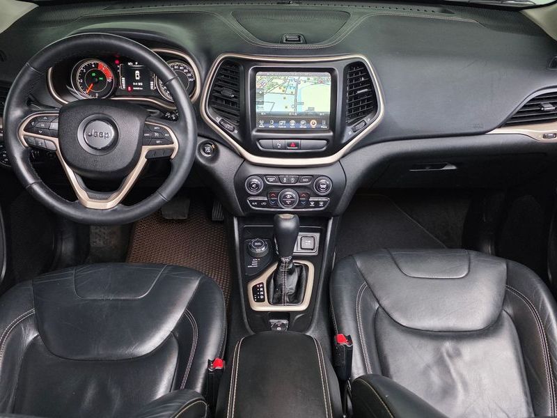 2016 Jeep Cherokee 2.2 Diesel Longitude AWD photo 7