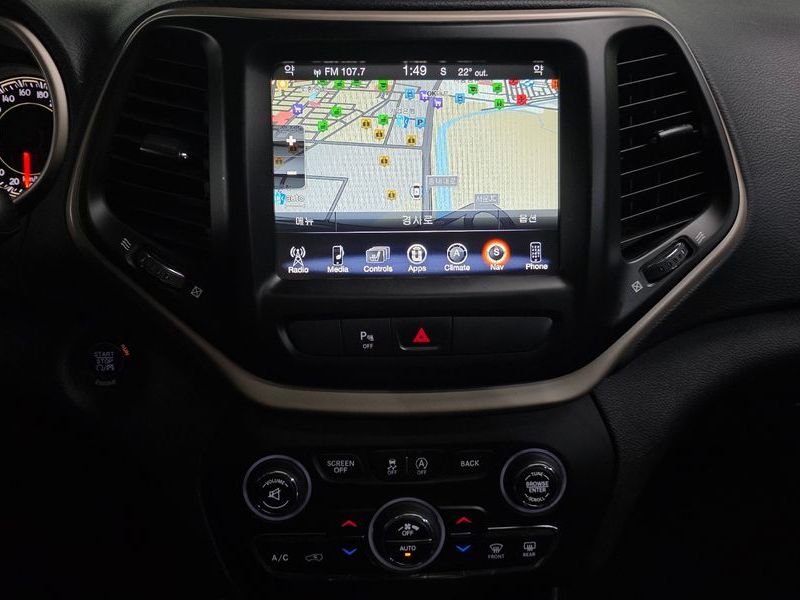 2016 Jeep Cherokee 2.2 Diesel Longitude AWD photo 13