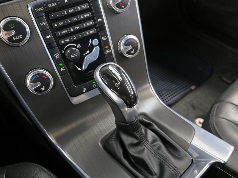 2015 Volvo S60 D2 2nd photo 9