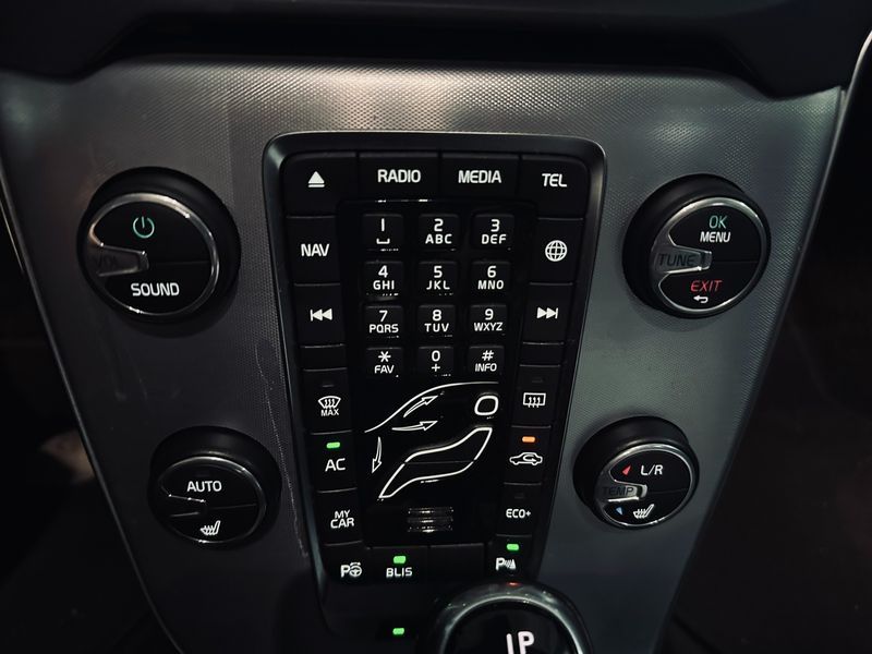 2018 Volvo V40 크로스컨트리 D3 photo 16