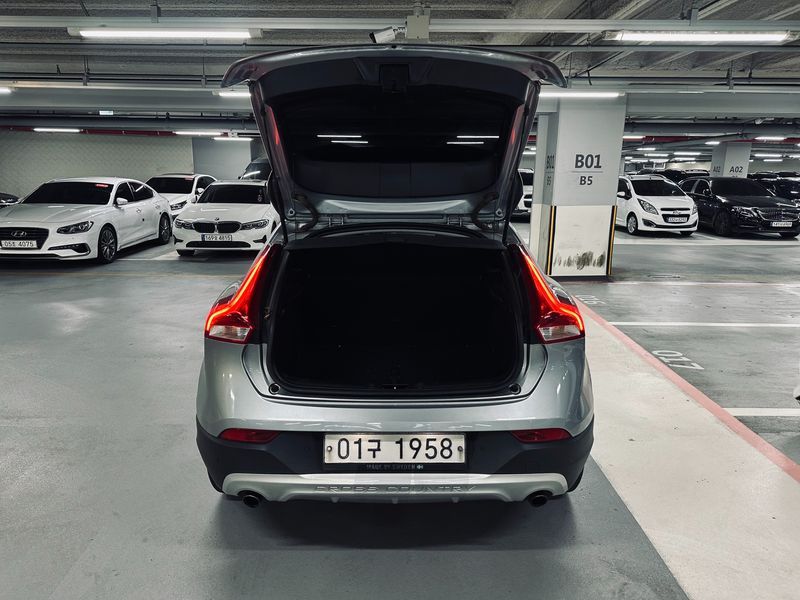 2018 Volvo V40 크로스컨트리 D3 photo 20