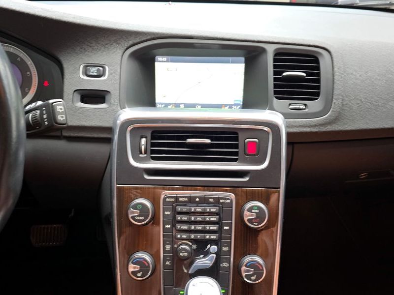 2013 Volvo V60 D4 1st photo 19