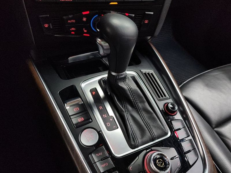 2012 Audi Q5 2.0 TDI Quattro Dynamic 8R photo 9