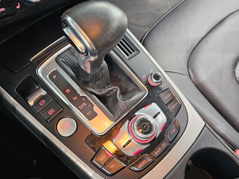 2013 Audi A4 2.0 TDI dynamic B8 photo 9