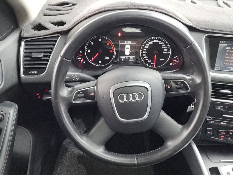 2012 Audi Q5 2.0 TDI Quattro 8R photo 13