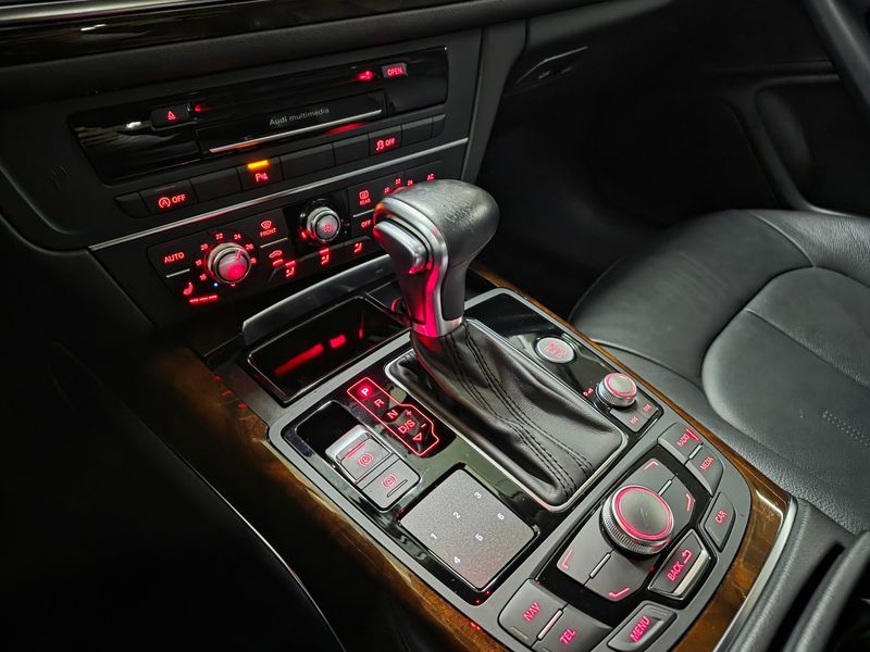 2013 Audi A6 3.0 TDI Quattro C7 photo 16