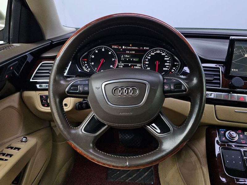2012 Audi A8 4.2 FSI Quattro LWB D4 photo 13