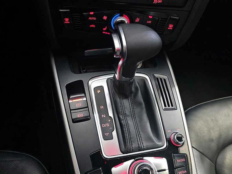 2015 Audi A4 30 TDI B8 photo 9