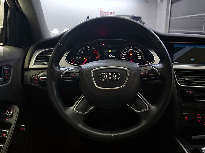 2015 Audi A4 30 TDI B8 photo 13