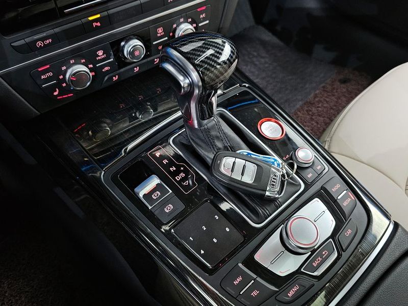 2015 Audi A6 35 TDI C7 photo 9