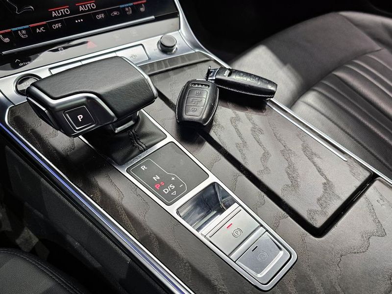 2021 Audi A6 45 TFSI Quattro Premium photo 9