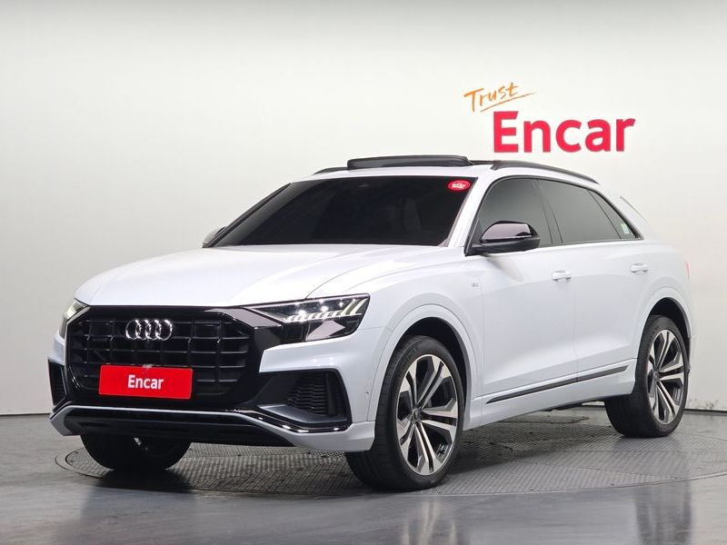 2023 Audi Q8 55 TFSI Quattro Premium photo 1
