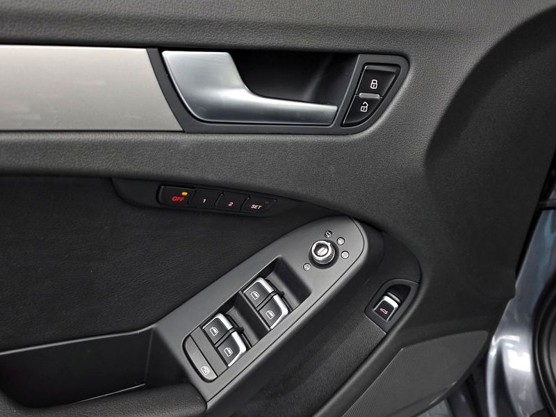 2015 Audi A4 30 TDI Dynamic B8 photo 11