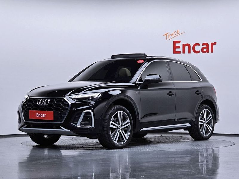 2022 Audi Q5 45 TFSI Quattro Premium photo 1