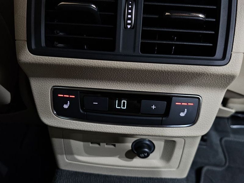 2022 Audi Q5 45 TFSI Quattro Premium photo 18