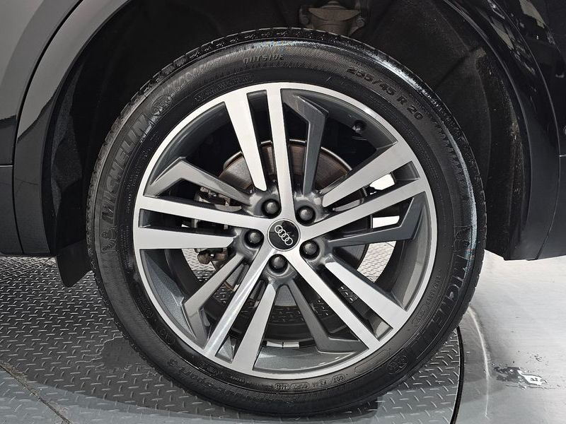2022 Audi Q5 45 TFSI Quattro Premium photo 21