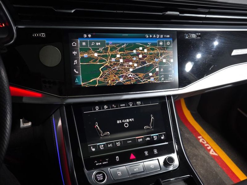 2022 Audi Q8 55 TFSI Quattro Premium photo 14
