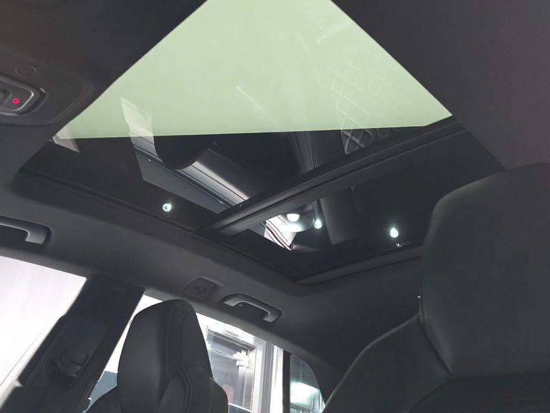 2022 Audi Q8 55 TFSI Quattro Premium photo 19