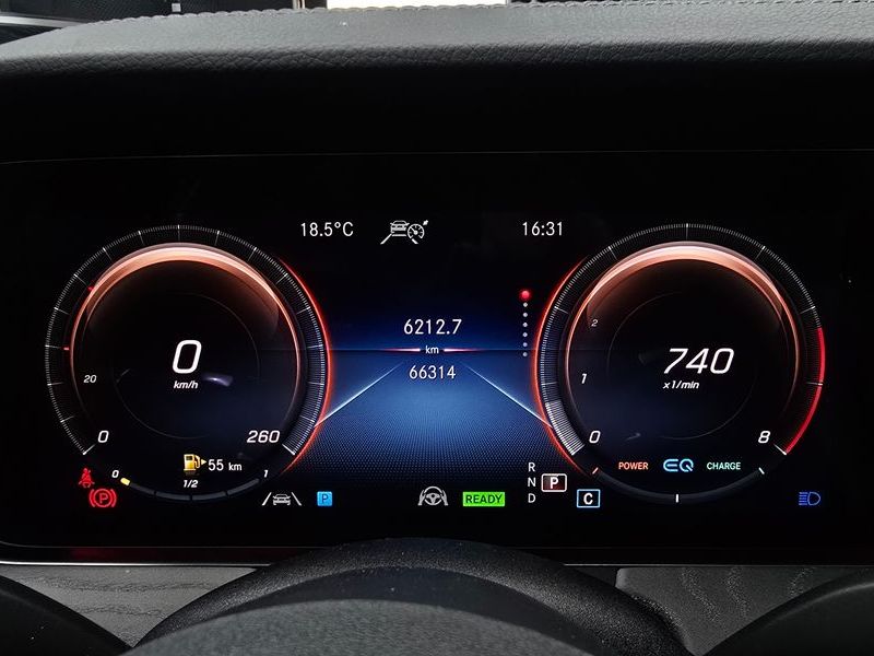 2022 Mercedes-Benz E-Class E350 4MATIC AMG Line photo 8