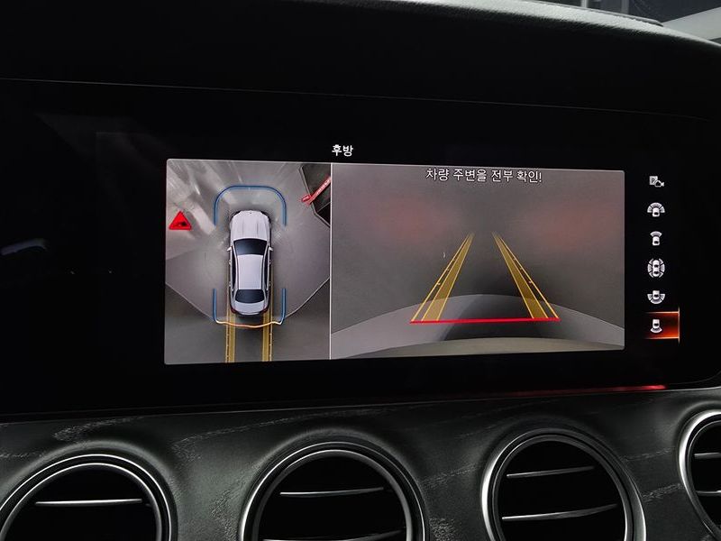 2022 Mercedes-Benz E-Class E350 4MATIC AMG Line photo 15