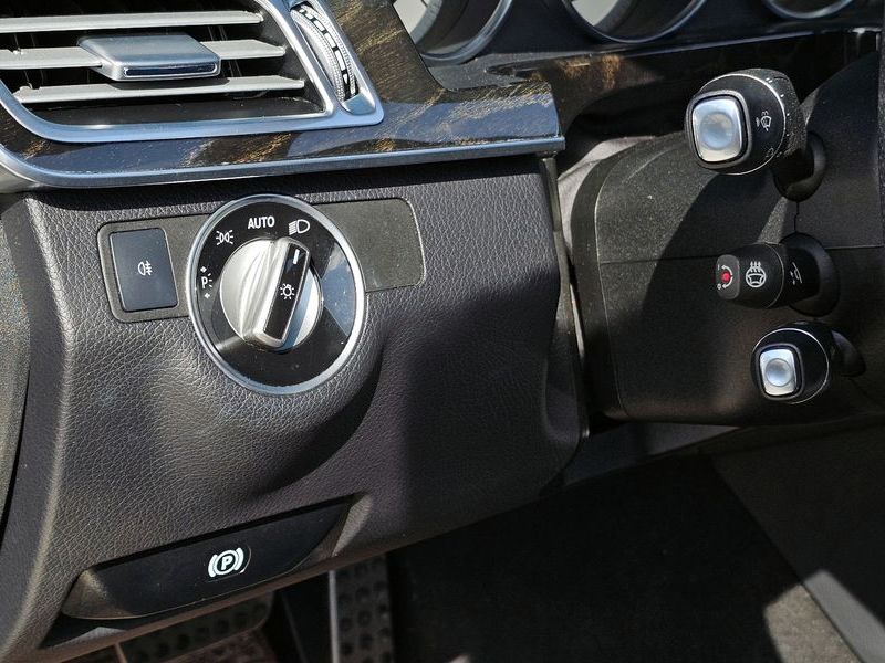 2014 Mercedes-Benz E-Class E220 CDI Avantgarde photo 16