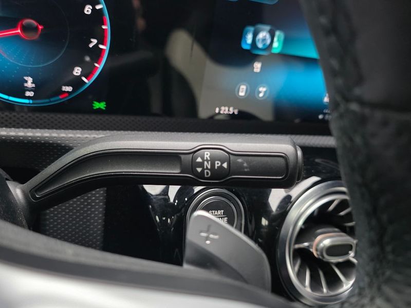 2021 Mercedes-Benz A-Class CLA250 4MATIC photo 9
