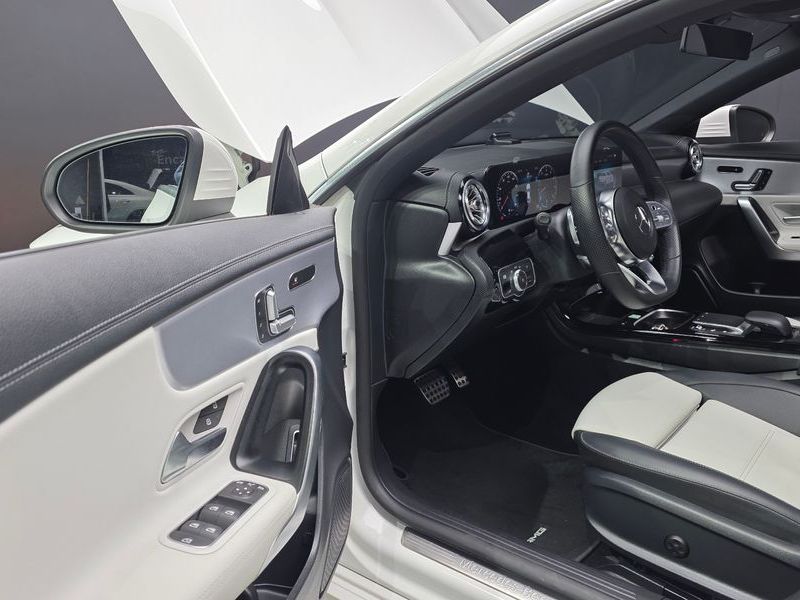 2021 Mercedes-Benz A-Class CLA250 4MATIC photo 11